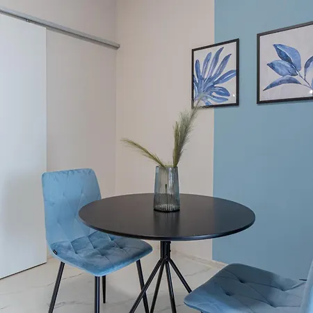 Glass Bedroom Daire *